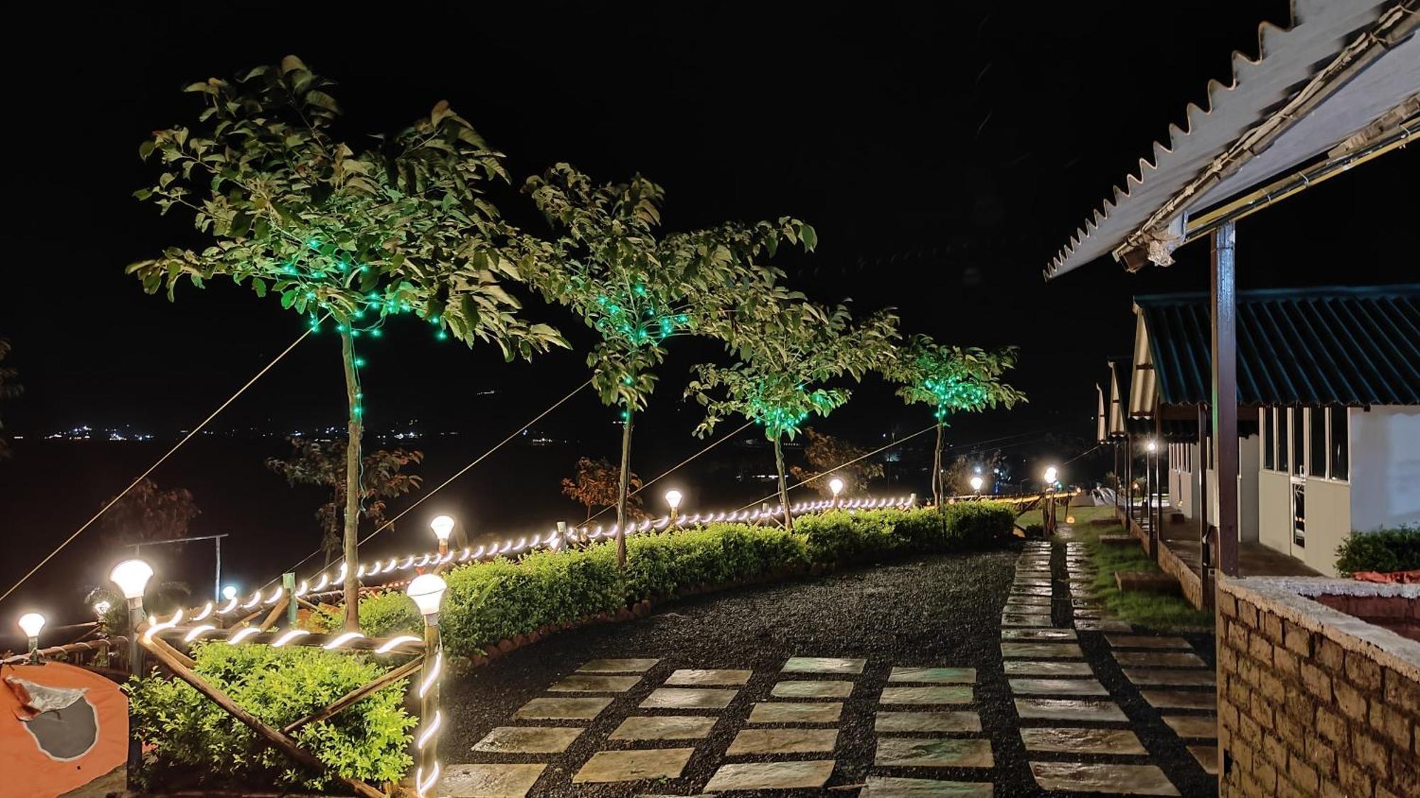 Shelby Pawana Lake Cottages & Camping Tents Lonavala Extérieur photo