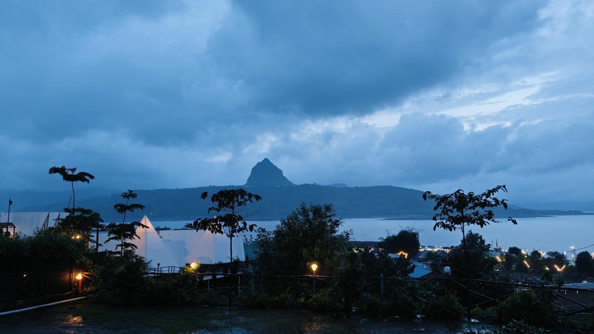 Shelby Pawana Lake Cottages & Camping Tents Lonavala Extérieur photo